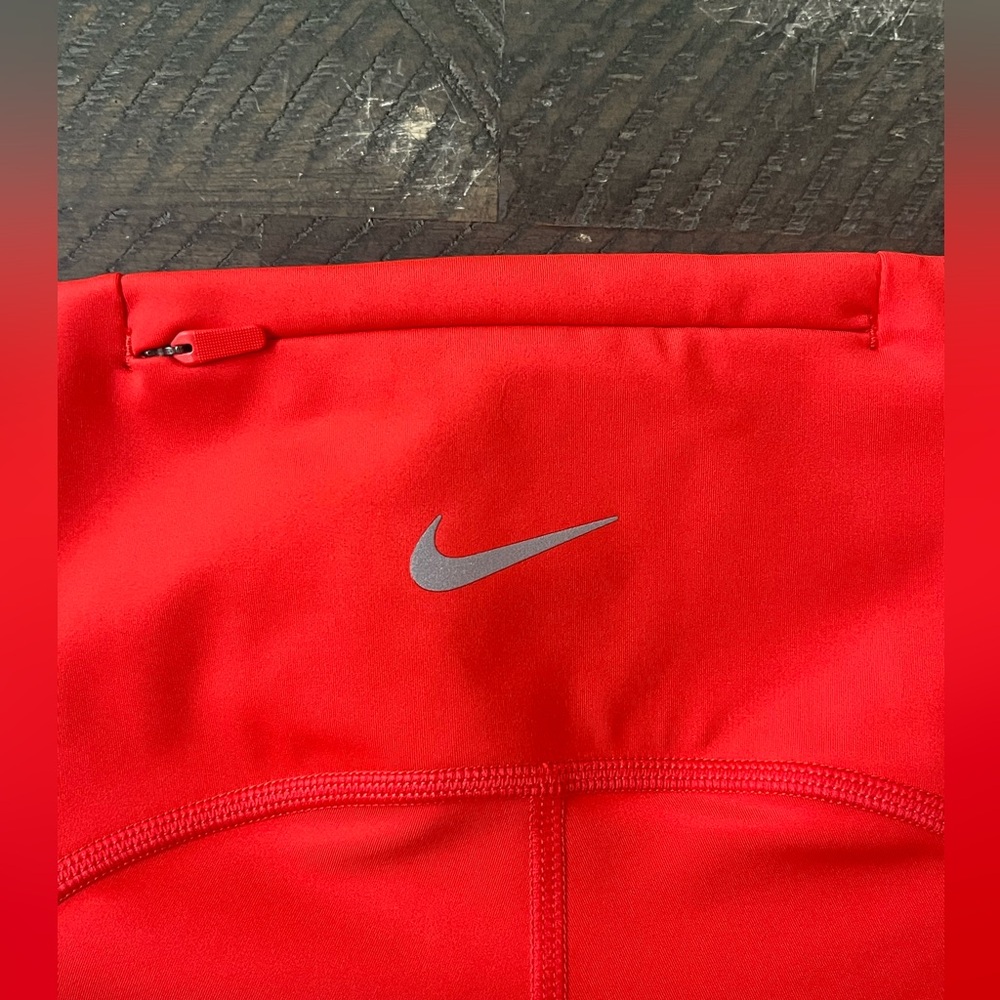 Nike Swift Women's High-Waisted 4" Tight Running Shorts W Pockets size Small - Picture 4 of 8